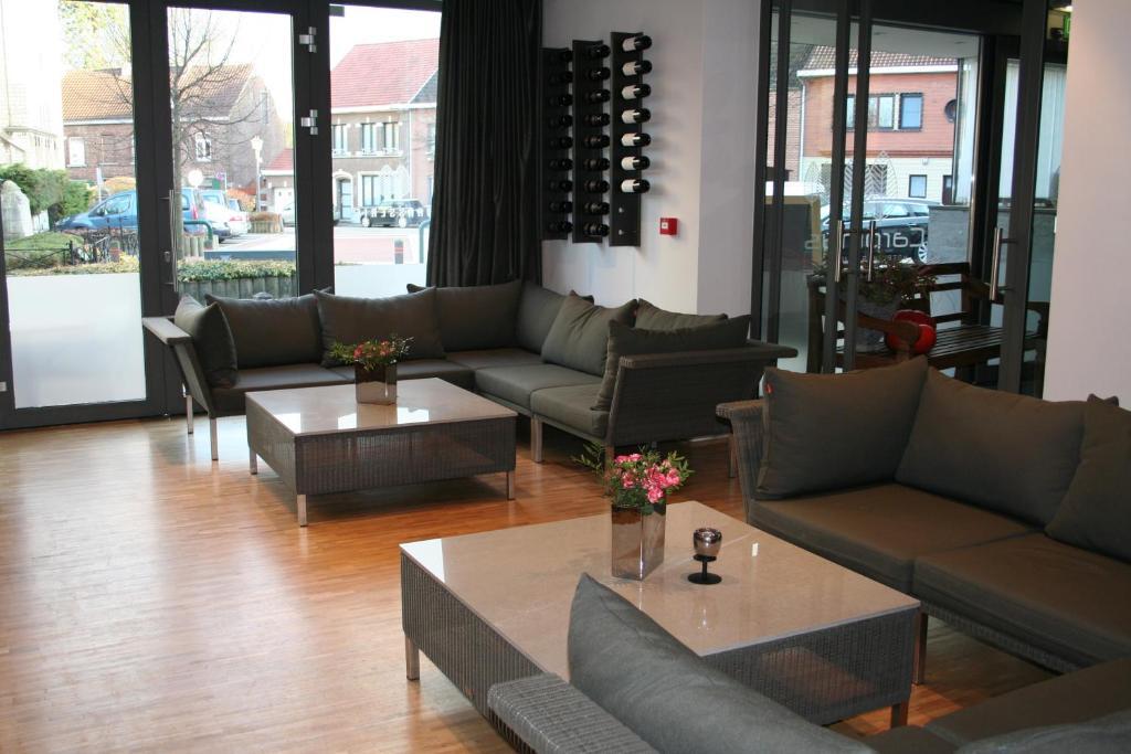 Hotel Carpinus Herent Exteriör bild
